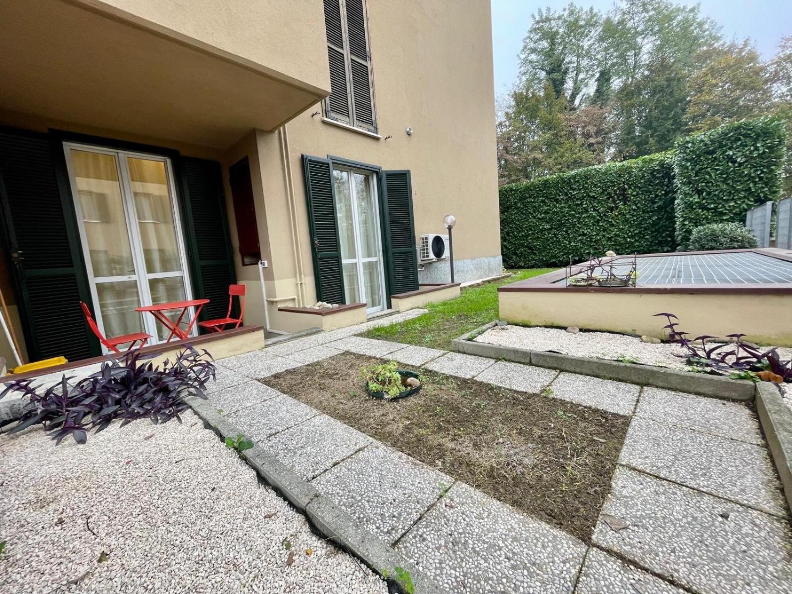 33 Borgo Ticino Lux Free Parking & Private Garden Leilighet Pavia Eksteriør bilde